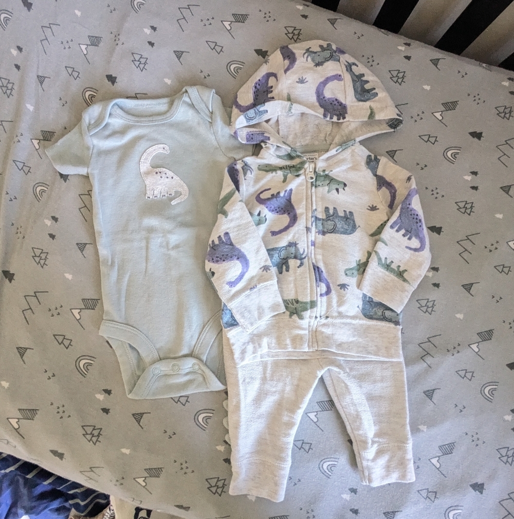 🦕 3pc Baby Set w/ Onesie Hoodie Jacket and Pants
